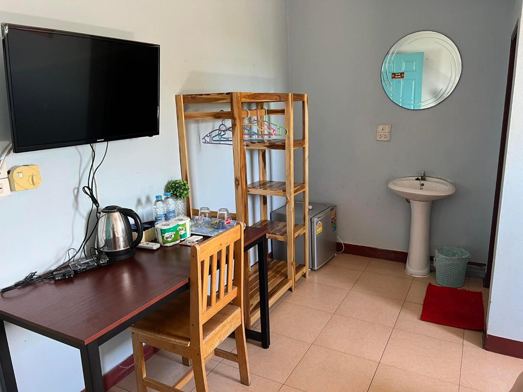 Guest House Blue Andaman Ko Lanta Esterno foto